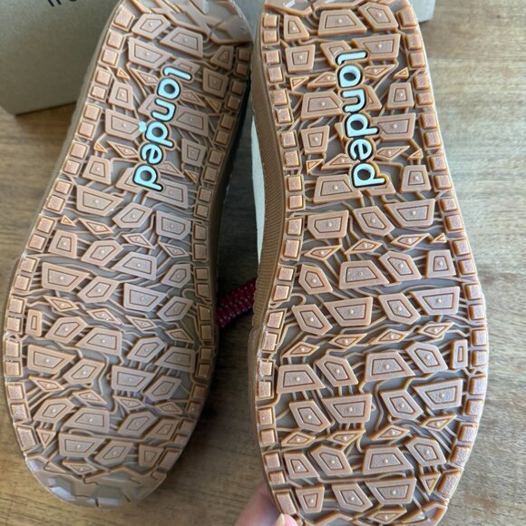 Landed footwear - The Switchback sneaker - NWT - Picture 7 of 8